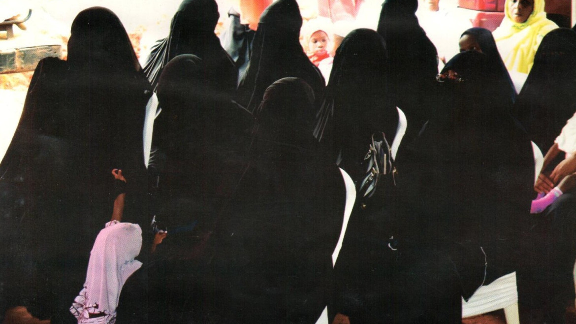 40 women in purdah received Zakaat in cash, items